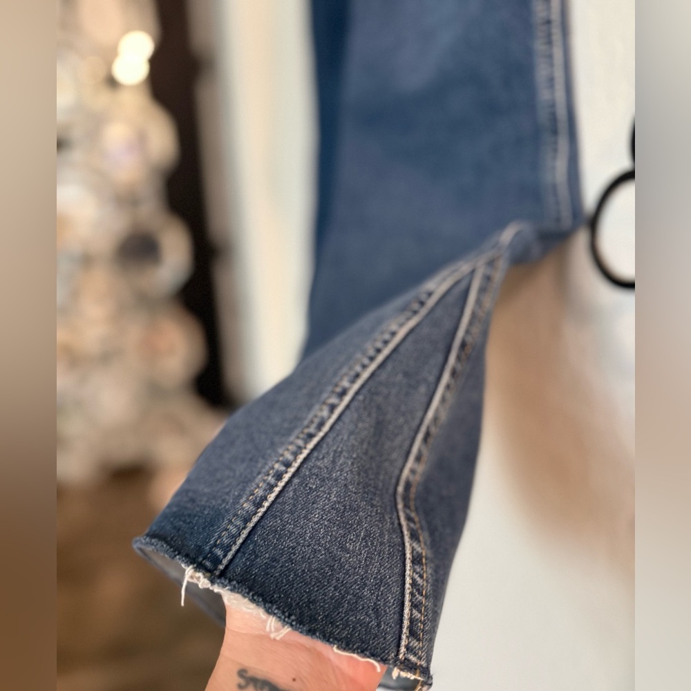 FREE PEOPLE Rita Crop Flare Jeans - Size 26R - Picture 5 of 7